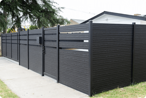 Outdoor Privacy Fences in Los Angeles | Ellipse Decor - Ellipse